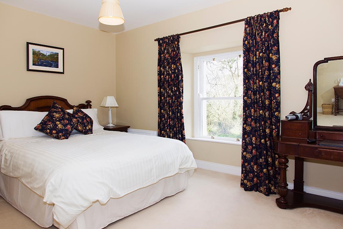 Ballinclea House Bed And Breakfast Brittas Bay Esterno foto